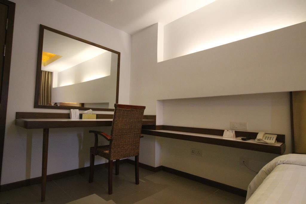 เดอะ อาร์จีเอ็น ซิตี้ ลอดจ์ Hotel ย่างกุ้ง ภายนอก รูปภาพ