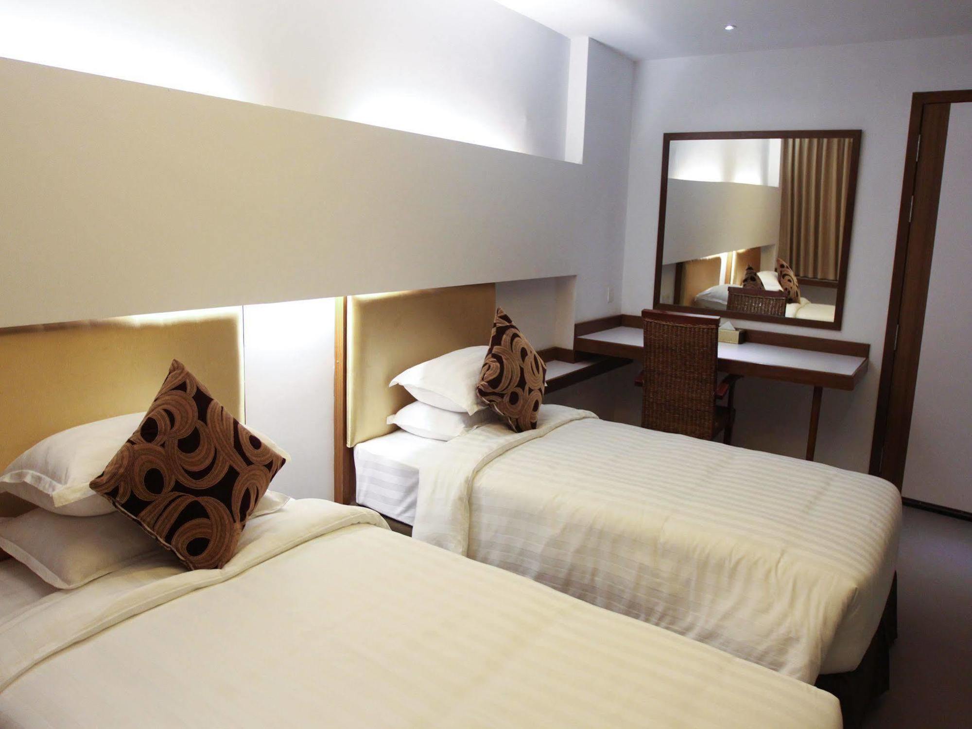เดอะ อาร์จีเอ็น ซิตี้ ลอดจ์ Hotel ย่างกุ้ง ภายนอก รูปภาพ